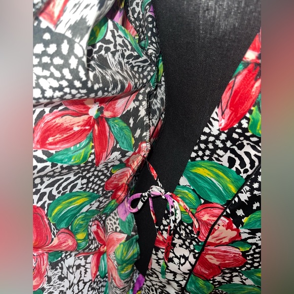 California Dynasty Vintage Satin Robe with shoulder pads floral animal print - Picture 5 of 7